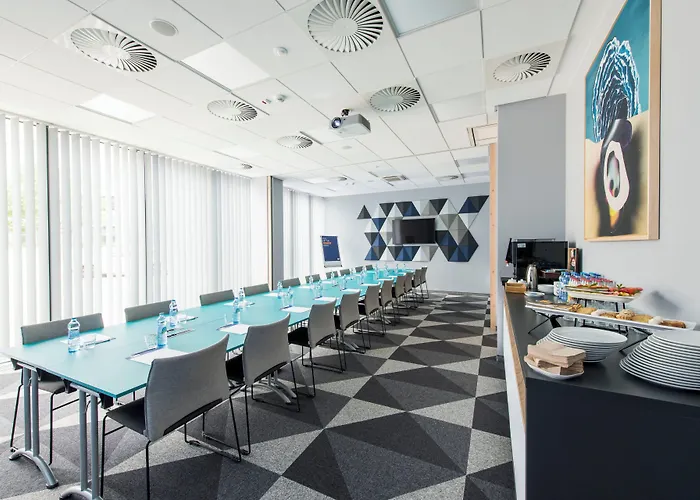 Holiday Inn Express Warsaw - Mokotow By Ihg
