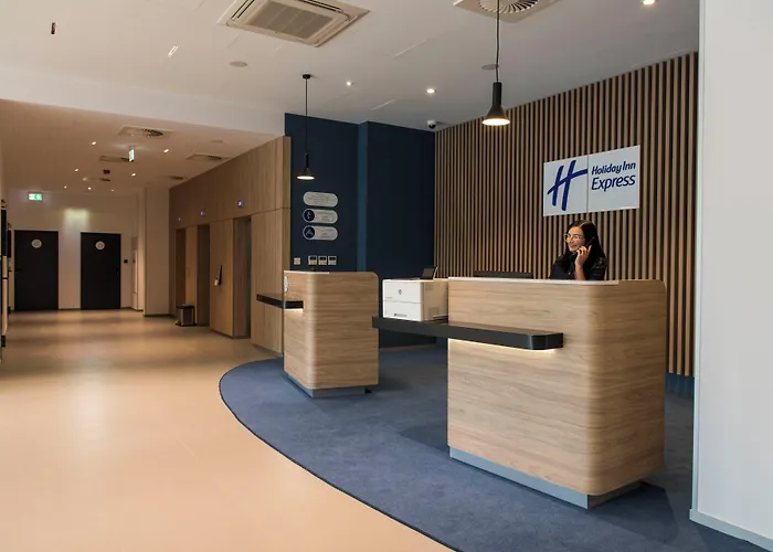 Holiday Inn Express Warsaw - Mokotow By Ihg