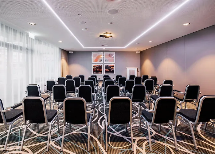 Leonardo Hotel Zurich Airport