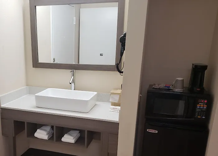 Red Roof Inn Moss Point