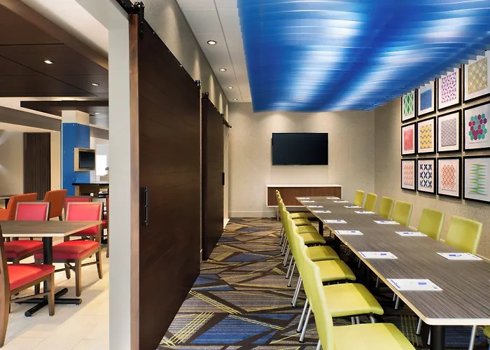 Holiday Inn Express & Suites - Kokomo South By Ihg