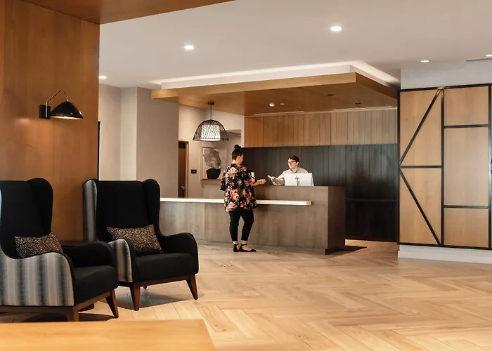 Staybridge Suites - Iowa City - Coralville By Ihg