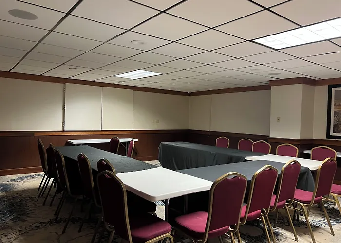 Pine Lake Resort And Banquets