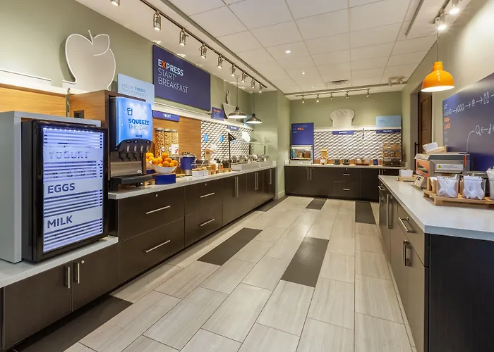 Holiday Inn Express & Suites Brunswick-Harpers Ferry Area By Ihg
