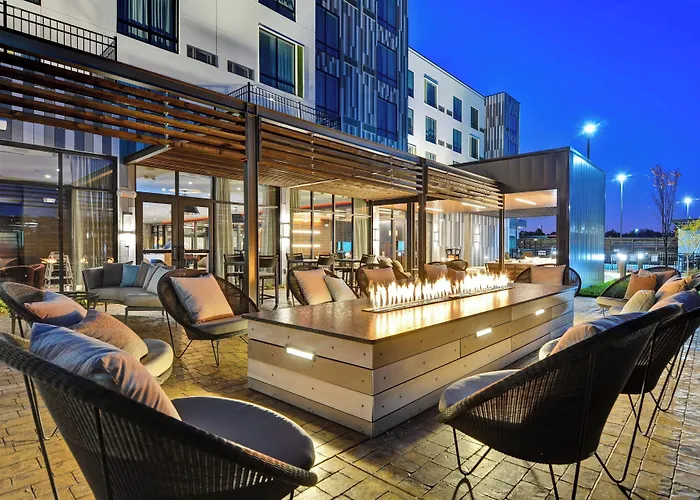 Courtyard By Marriott Bentonville Rogers Promenade
