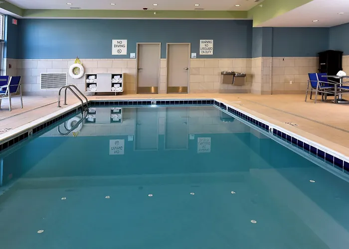 Holiday Inn Express & Suites - Madisonville By Ihg