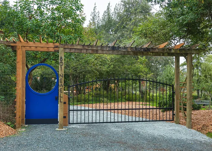 Sehome Garden Inn