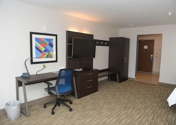 Holiday Inn Express & Suites - Middletown By Ihg