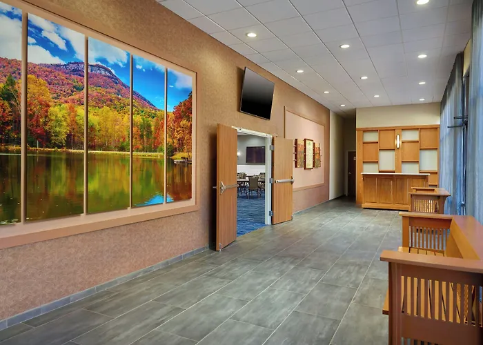 Fairfield Inn & Suites By Marriott Helen