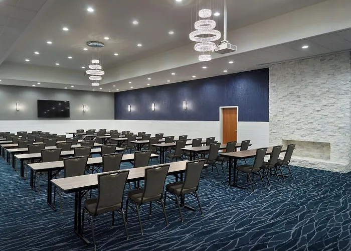 Fairfield Inn & Suites By Marriott Helen