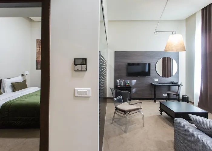 Hotel Grand Hedonist