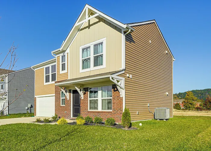 16 Mi To Louisville: Pet-Friendly Getaway!