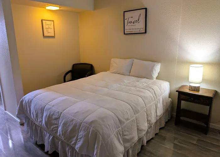 Silver Spur Motel