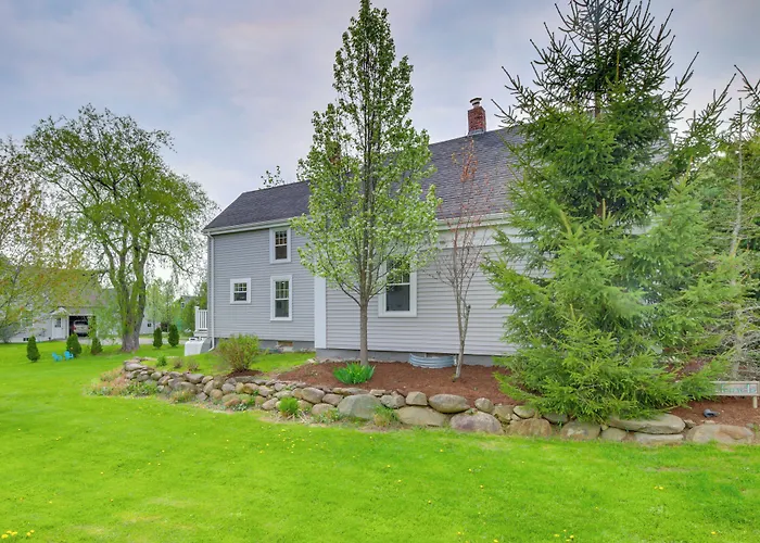 Rockland Home W/ Deck 5 Mins To Historic Downtown!