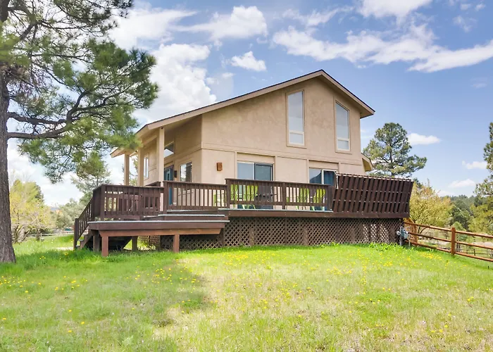 Deck & Fire Pit: Pagosa Springs Home!