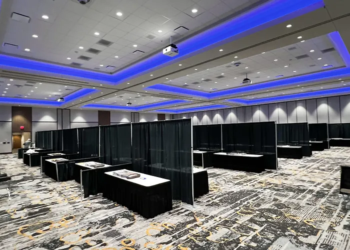 Crowne Plaza - Kearney By Ihg
