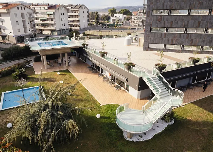 Mood Hotel