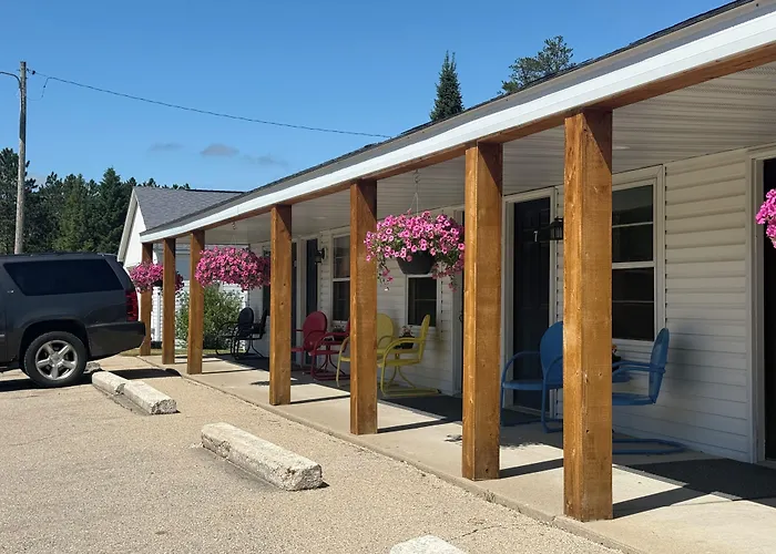 Hillcrest Motel