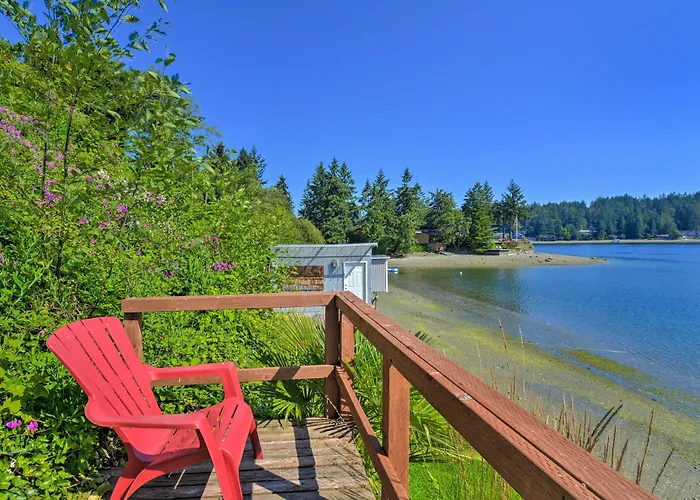 Waterfront Gig Harbor Home W/ Furnished Deck