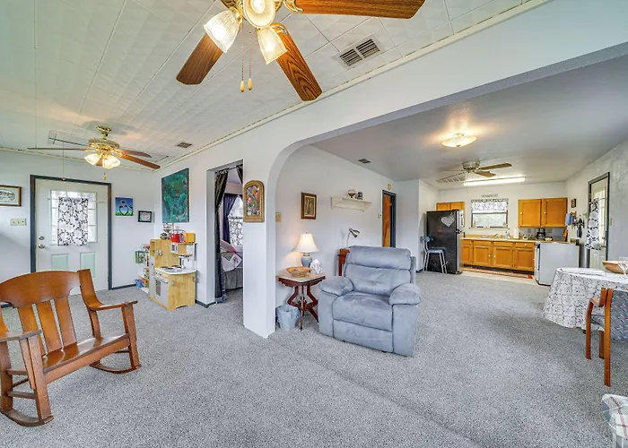 Cozy Kerrville Guest Cottage Near Guadalupe River!