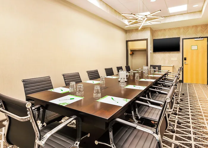 Holiday Inn & Suites - Toledo Southwest - Perrysburg By Ihg
