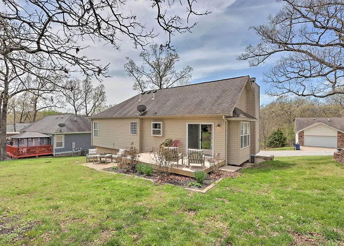 < 1 Mi To Marina: Family-Friendly Osage Beach Home
