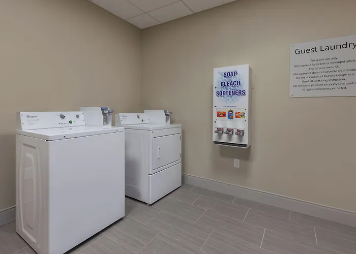 Holiday Inn Express & Suites - Cedar Springs - Grand Rapids N By Ihg