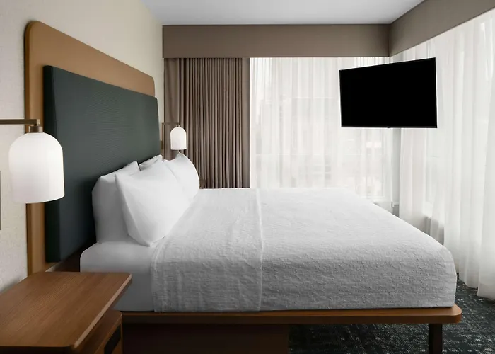 Homewood Suites By Hilton Charlotte Uptown First Ward