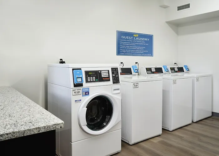 Stayapt Suites Greenville-Gree