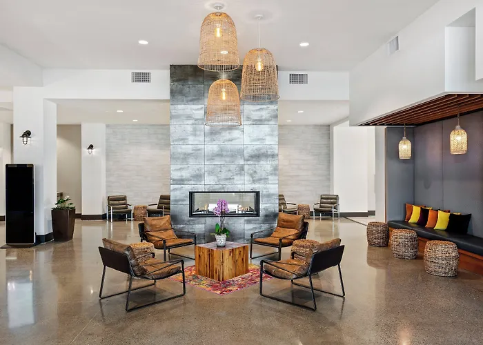 Hotel Indigo Seattle Everett Waterfront Place By Ihg