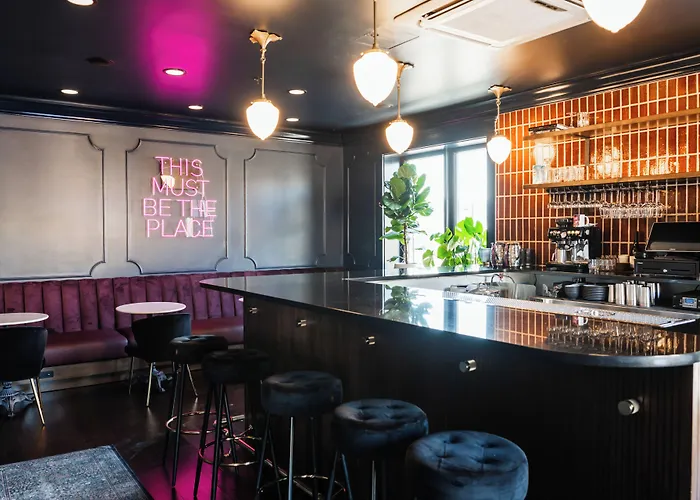 The Hotel Melrose