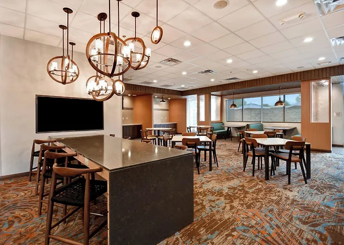 Fairfield Inn & Suites By Marriott Milwaukee North