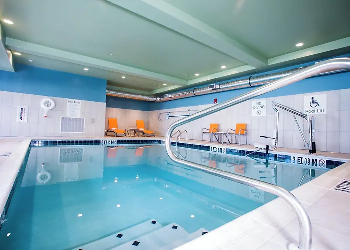 Holiday Inn Express & Suites Rehoboth Beach By Ihg