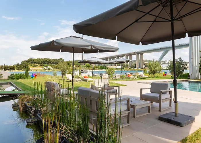 Golden Tulip Martigues Provence