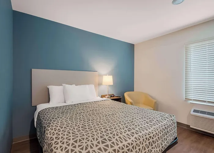 Woodspring Suites Bellflower - Los Angeles