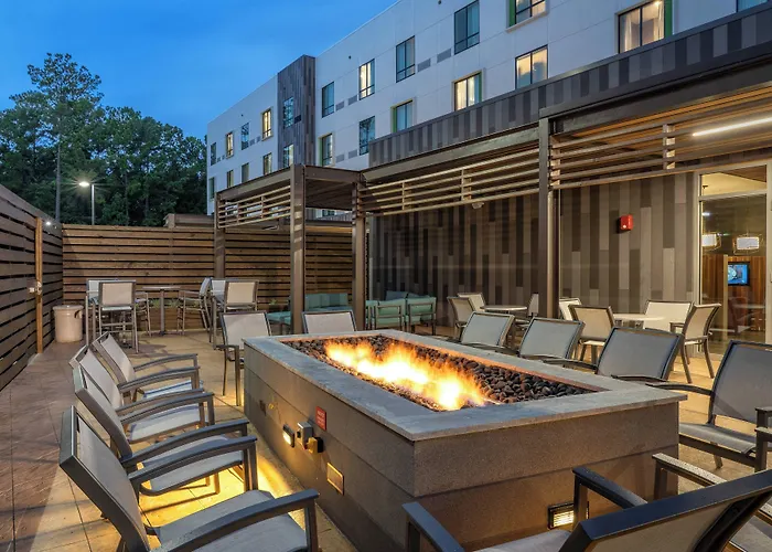 Courtyard By Marriott Charleston-North Charleston