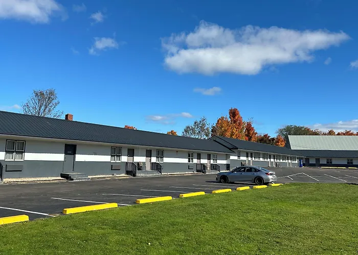 Glengarry Extended Stays