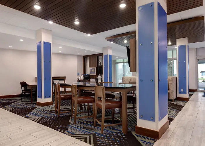 Holiday Inn Express & Suites - Brighton By Ihg