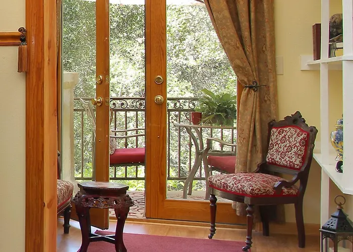 Bella Vista Bed And Breakfast