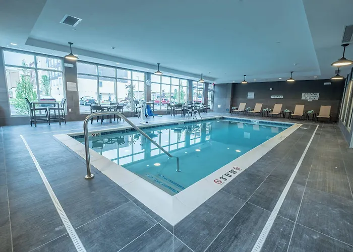 Courtyard By Marriott Toledo West