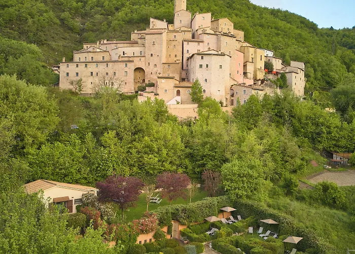 Castello Di Postignano Relais