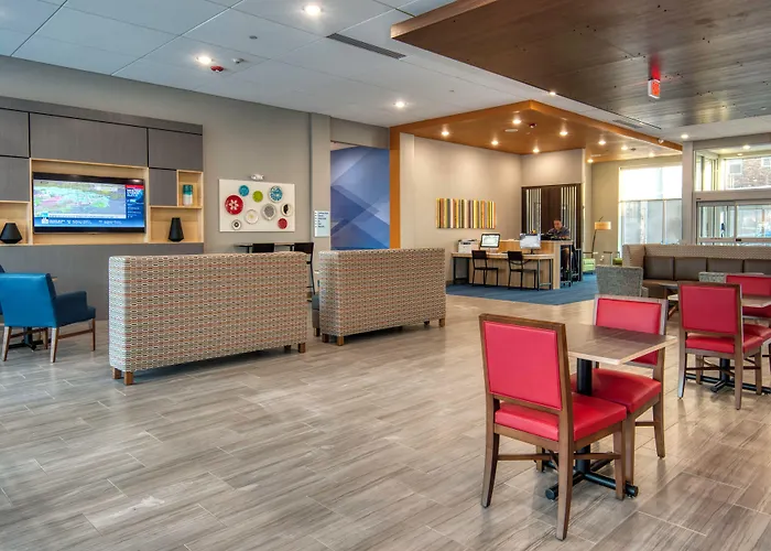 Holiday Inn Express & Suites Omaha Downtown Old Market By Ihg