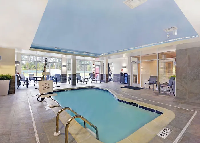 Fairfield Inn & Suites By Marriott Savannah Sw/Richmond Hill