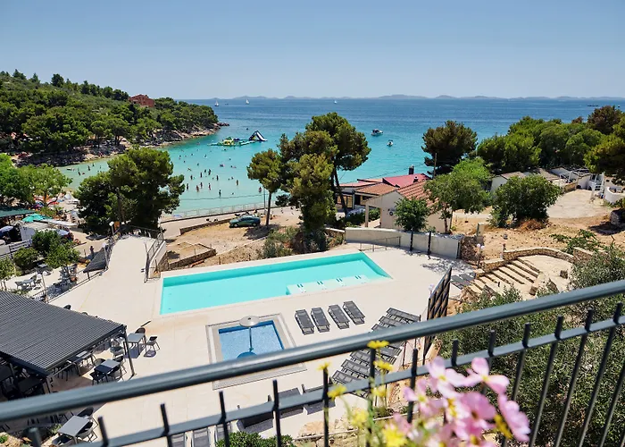 Colentum Resort Murter