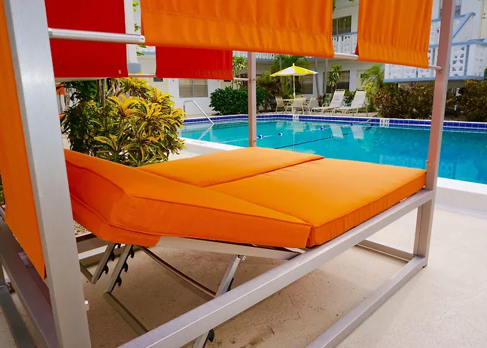 Club Lux Resort By The Beach
