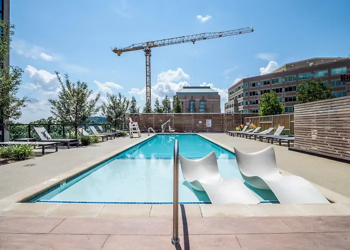 Global Luxury Suites At Reston Town Center
