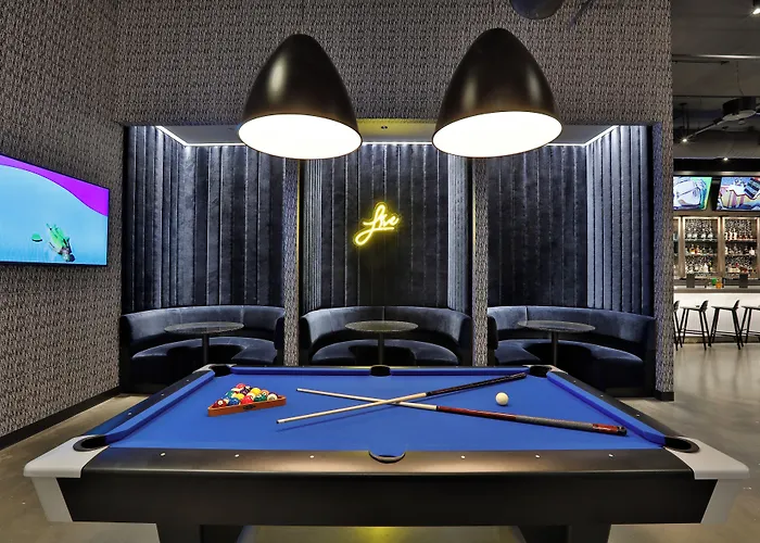 Aloft By Marriott Chicago Mag Mile