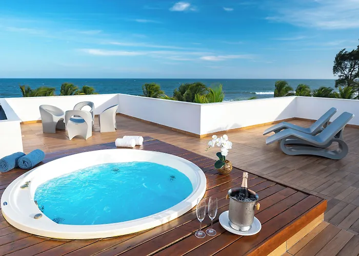 B Blue Beachouses