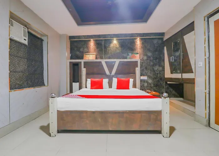 Hotel O Shiv Pukhraj