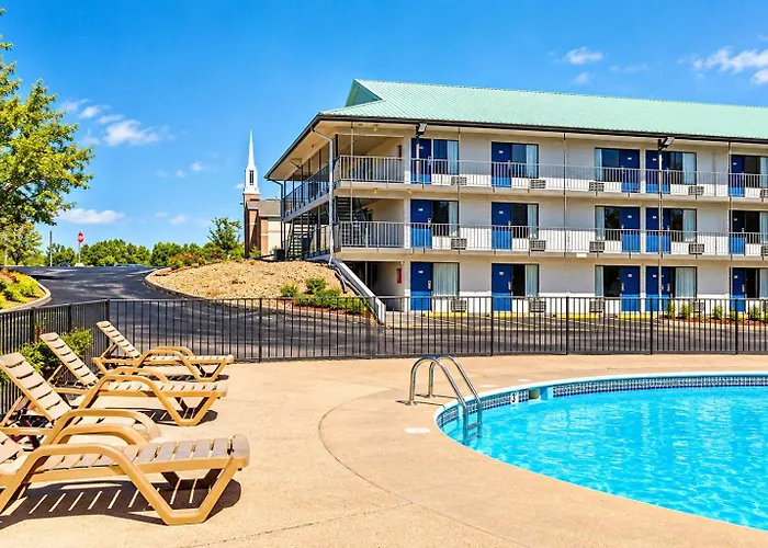 Crestview Inn Branson West By Silver Dollar City